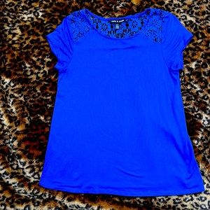 Cable and Gauge ladies top, Sz Small